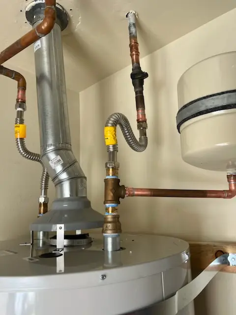 Water heater installation and plumbing repair in Cumberland Ridge